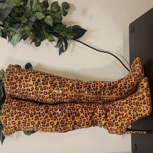 Cheetah Print Knee Boots, 10